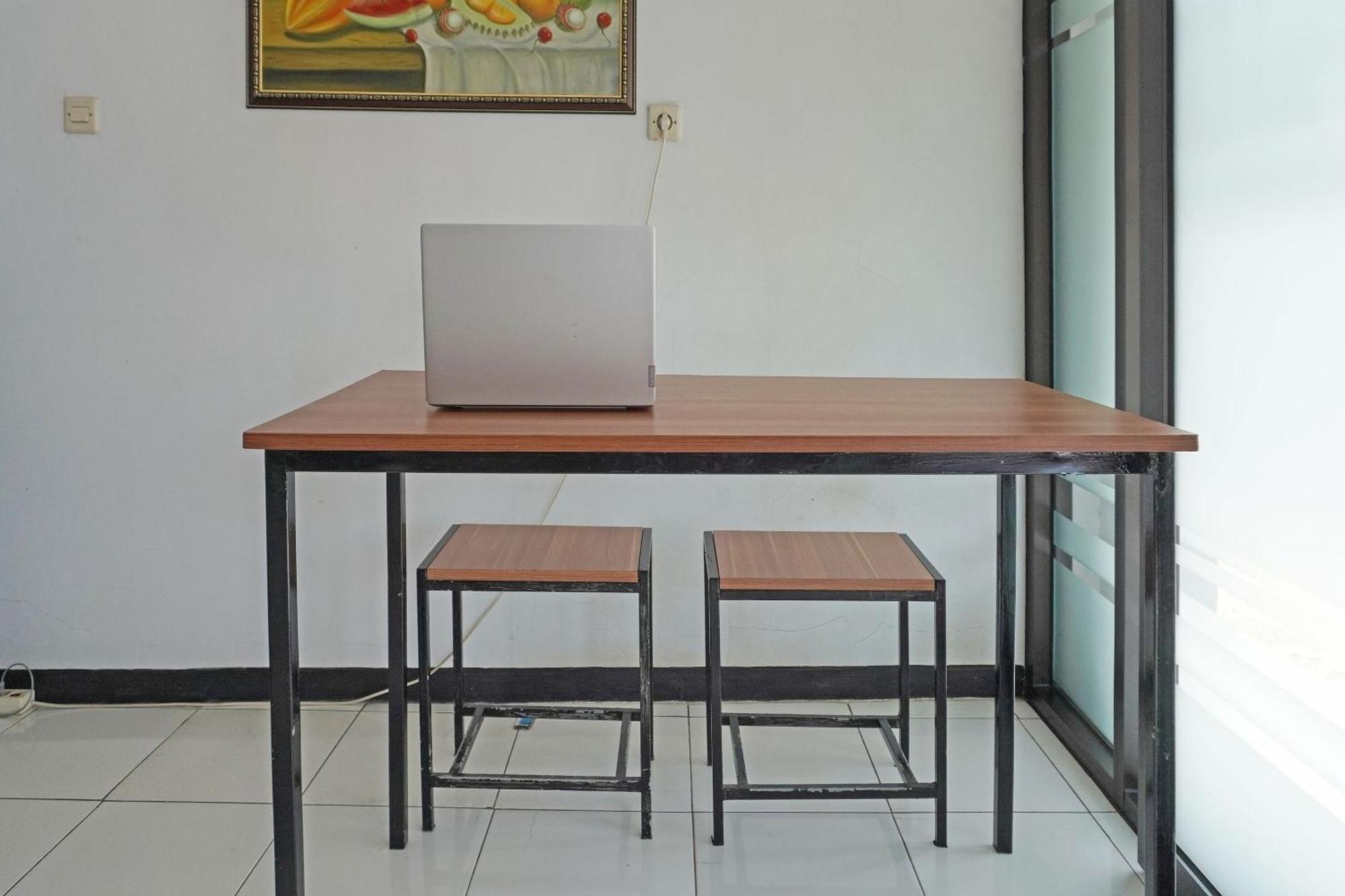 Oyo 91762 Green Home Stay Syariah Purwakarta Exterior foto